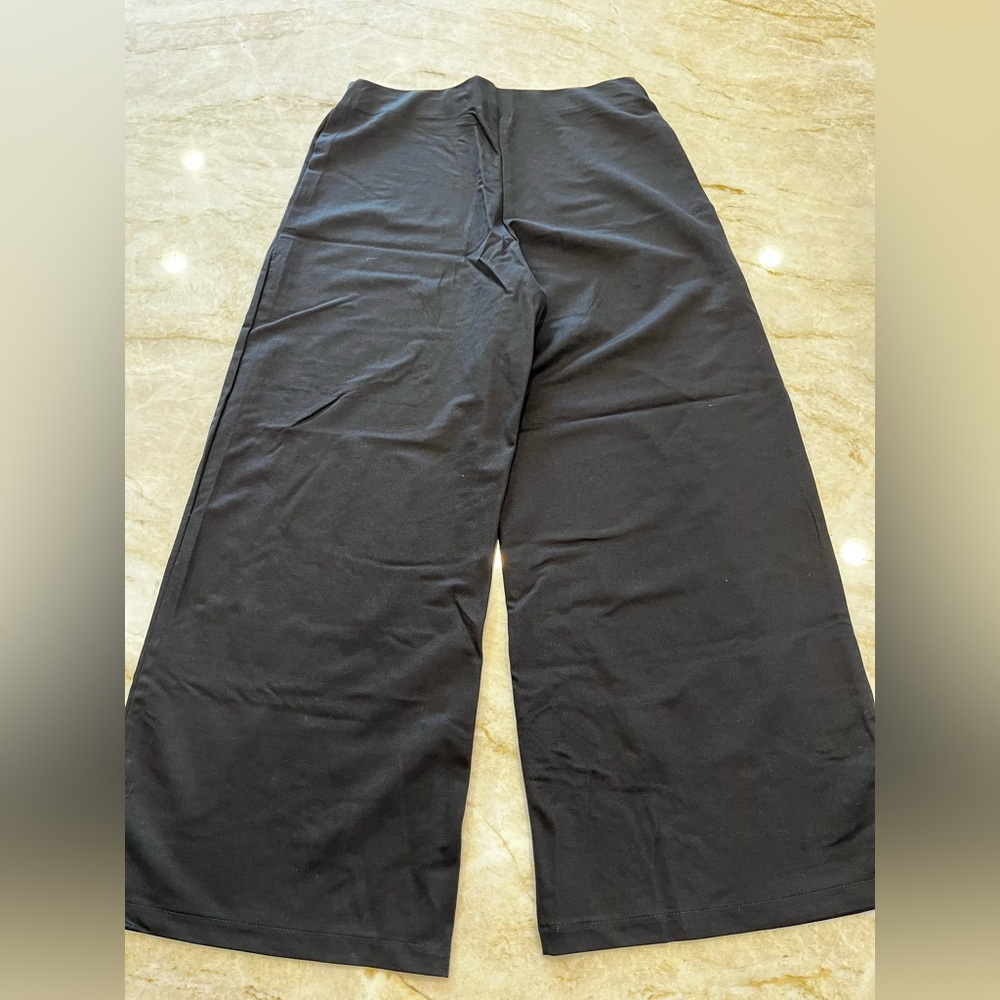 MNG by Mango Wide Leg Lightweight Black Pants Size Small